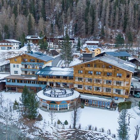 Hotel Kaerntnerhof Хайлигенблут Экстерьер фото