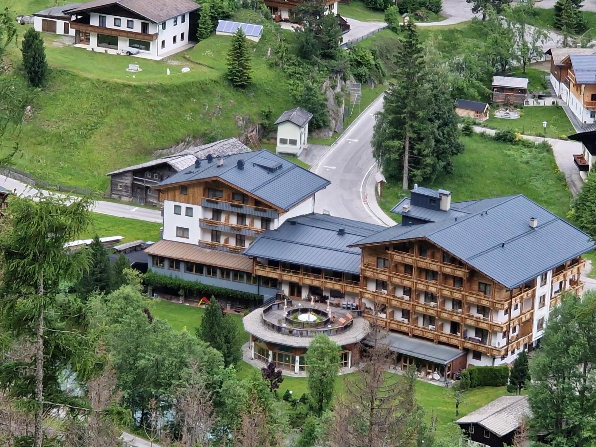 Hotel Kaerntnerhof Хайлигенблут Экстерьер фото