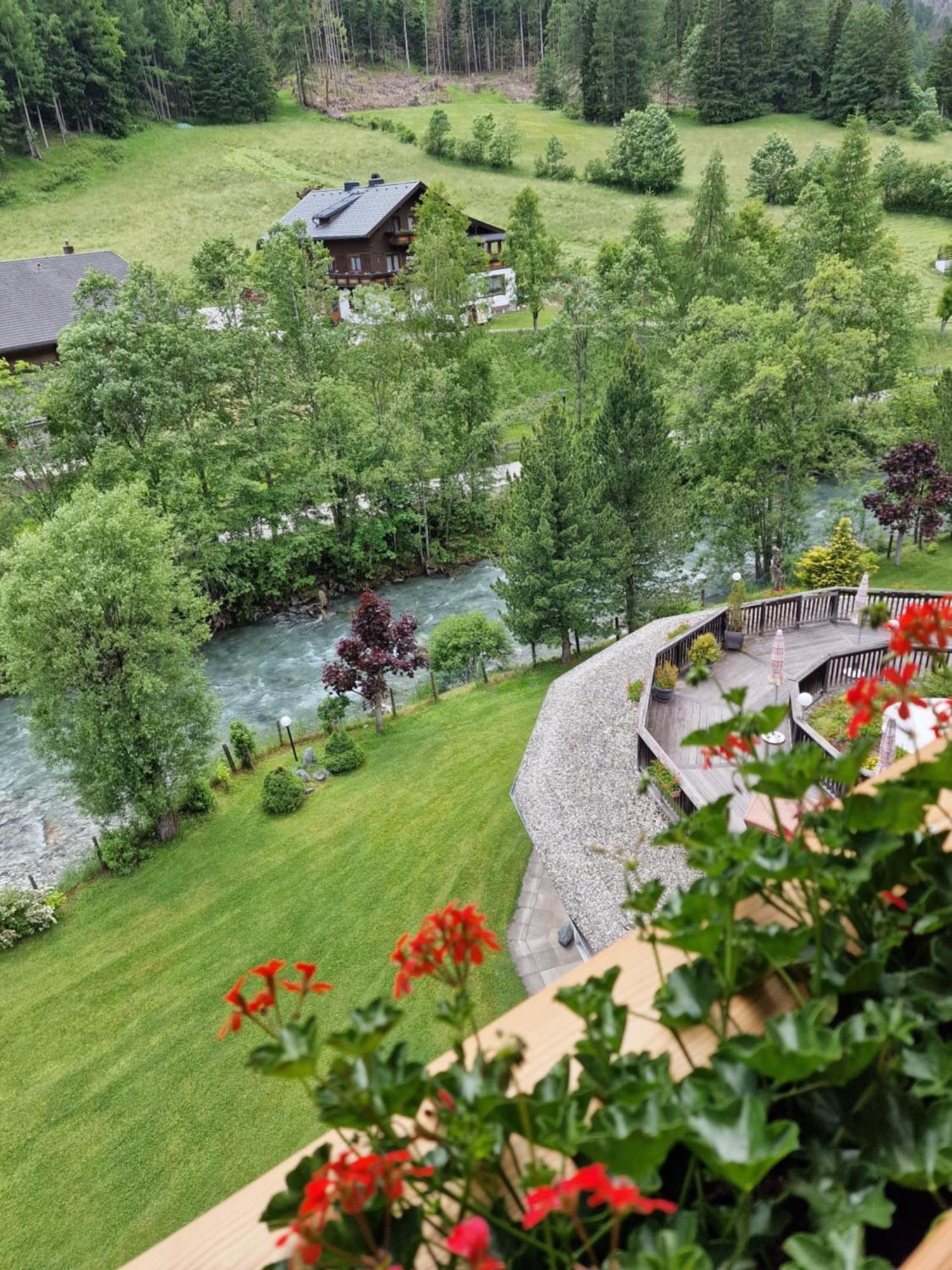 Hotel Kaerntnerhof Хайлигенблут Экстерьер фото