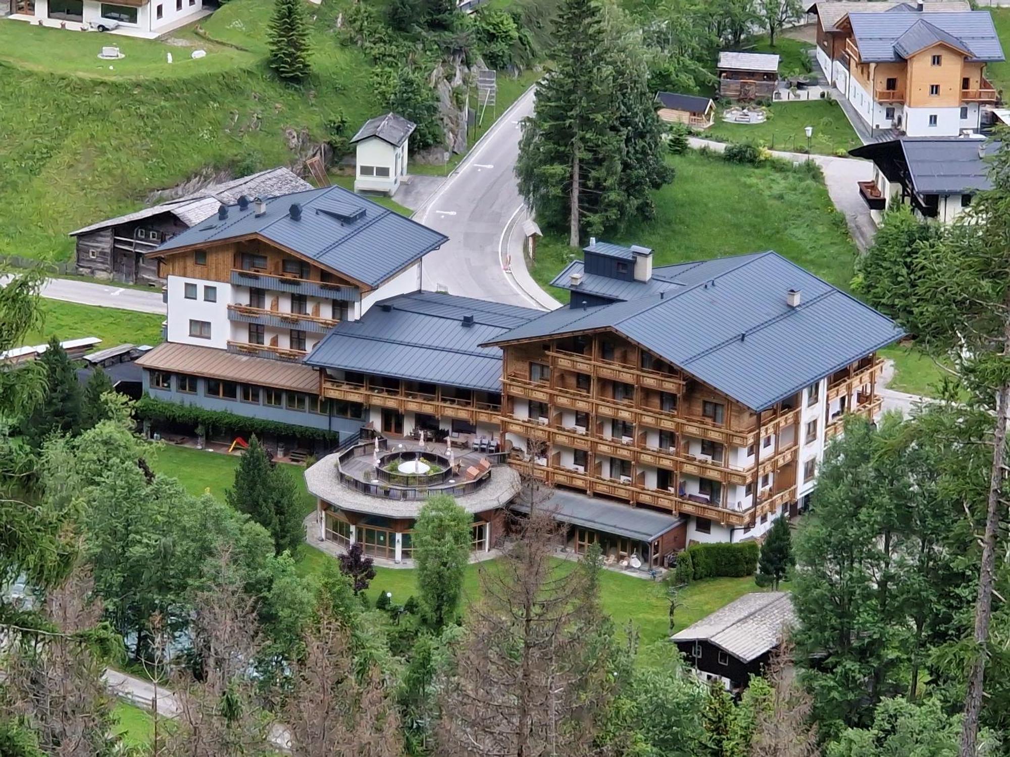 Hotel Kaerntnerhof Хайлигенблут Экстерьер фото